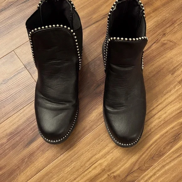 Black Boots with Silver Rhinestones - Picture 2 of 5